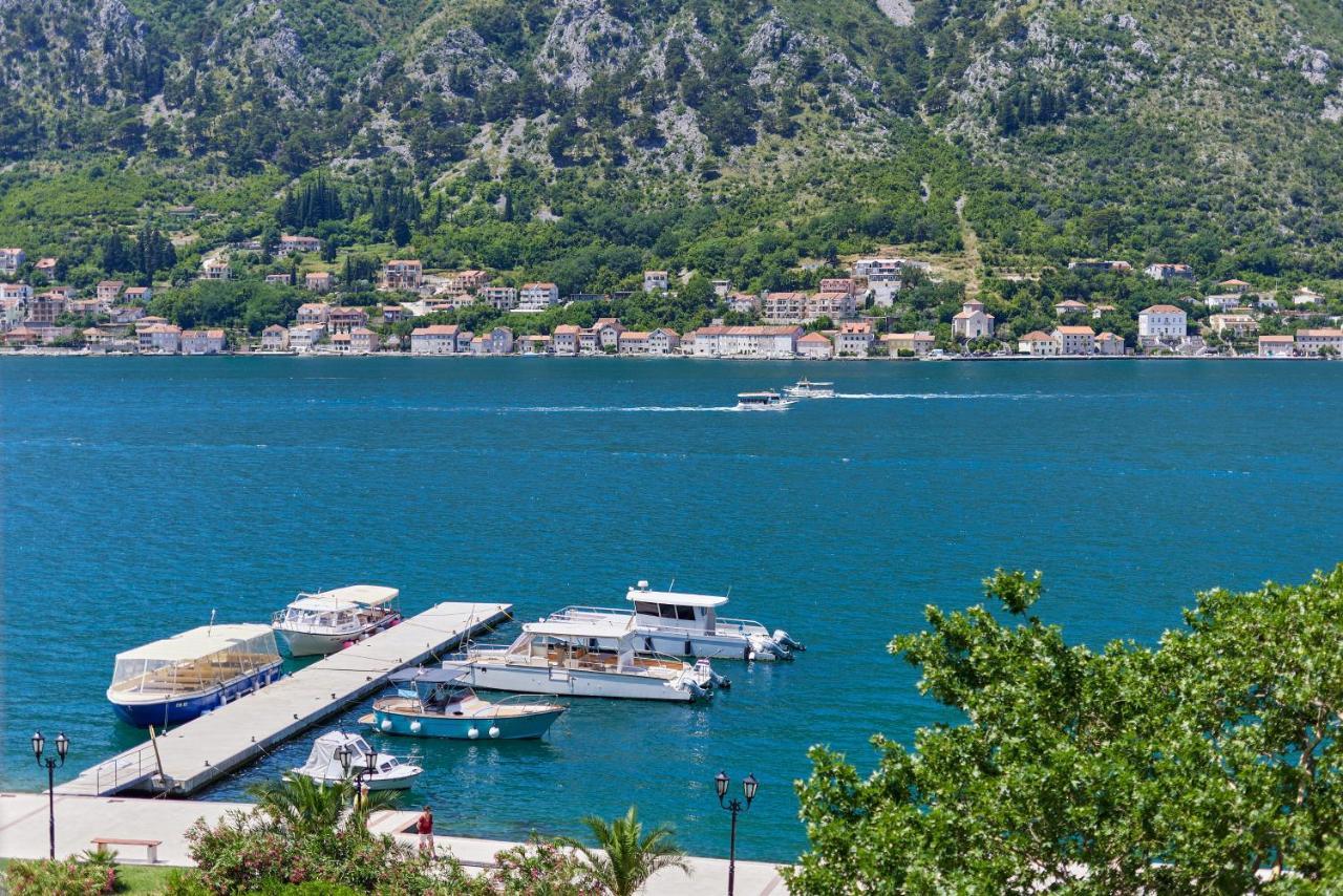 Apartment Plagenti With Sea View Kotor Exterior foto