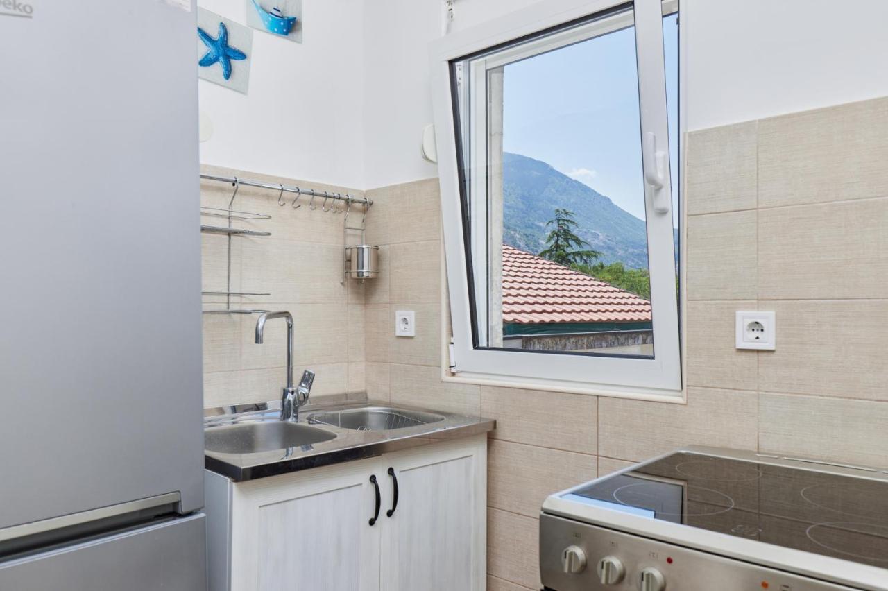 Apartment Plagenti With Sea View Kotor Exterior foto
